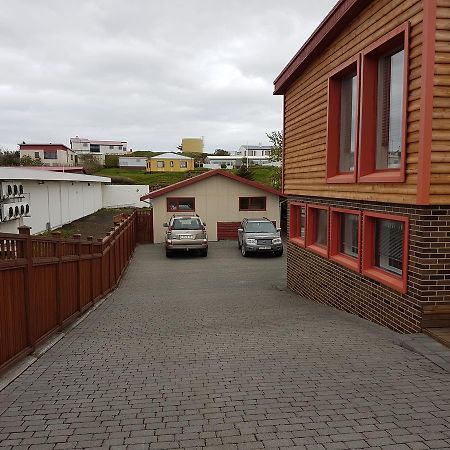 Holiday Guesthouse Стиккисхоульмюр Экстерьер фото